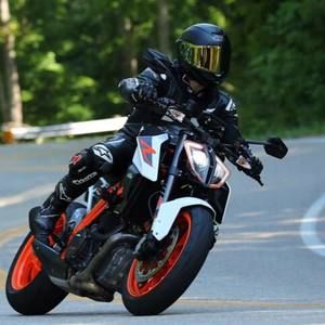 Meet your Posher, Austin